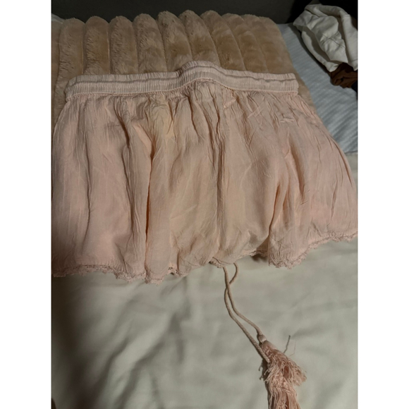 Preowned,pair of light pink lace-trim shorts with drawstring, pale pink, Medium - Picture 3 of 3
